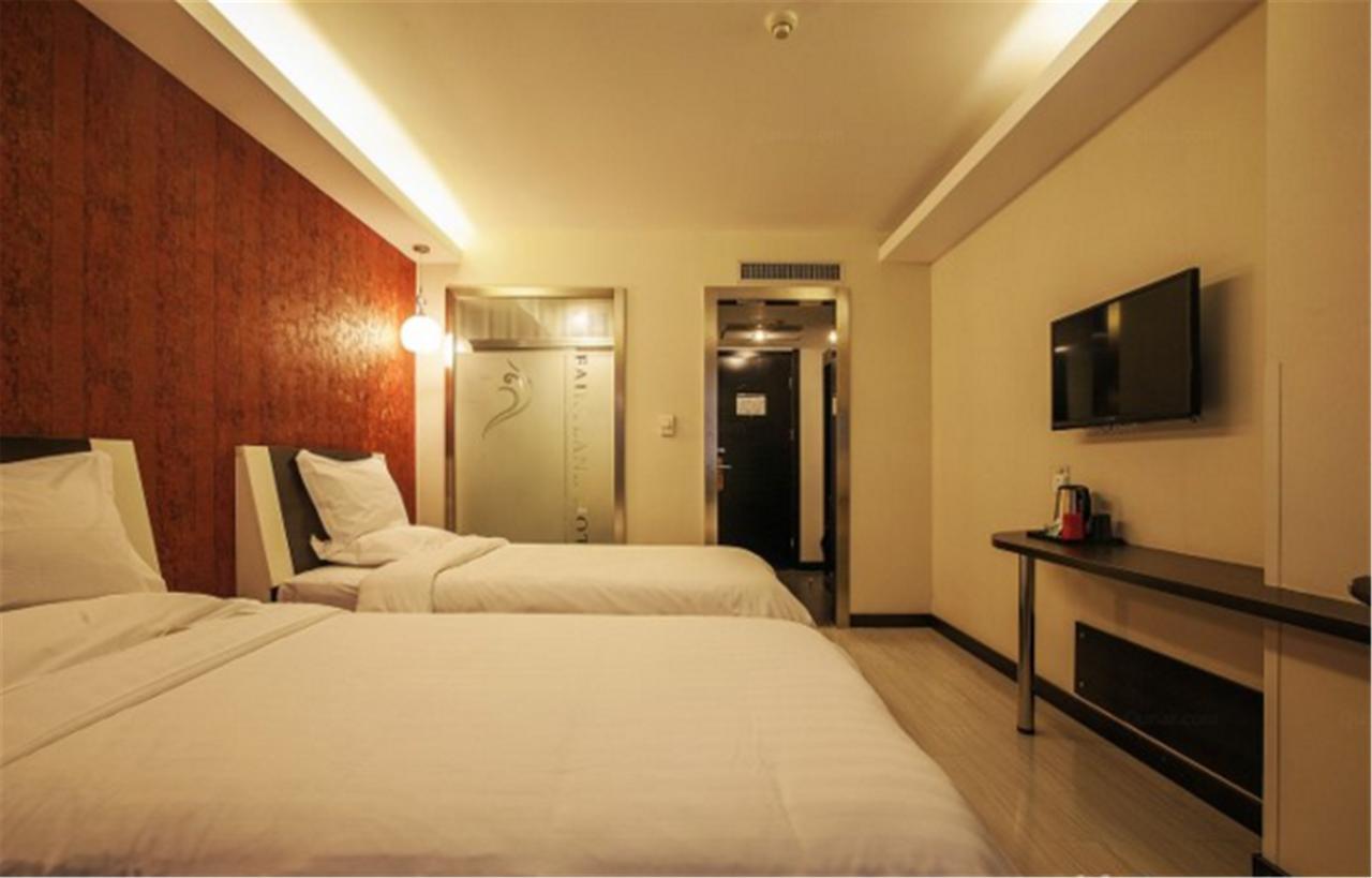 Fairyland Hotel Shanghai New International Exihibition Centre South Yanggao Road Metro Station Bagian luar foto