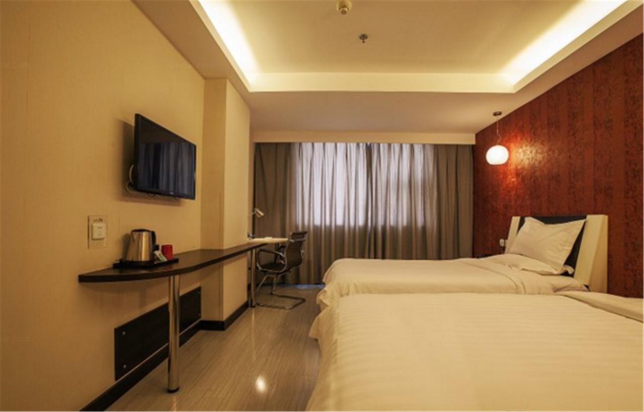 Fairyland Hotel Shanghai New International Exihibition Centre South Yanggao Road Metro Station Bagian luar foto